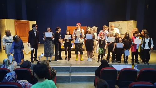 Ümraniye Belediyesi Tiyatro Akademisi Geleceğin Oyuncularını Yetiştiriyor