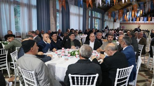 AK Parti Genel Sekreteri İnan, İzmir'de iftar programında konuştu
