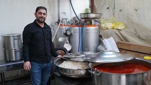 Bodrum'da İmam, İftar Sofrası ile Dayanışma Rüzgarı Estiriyor