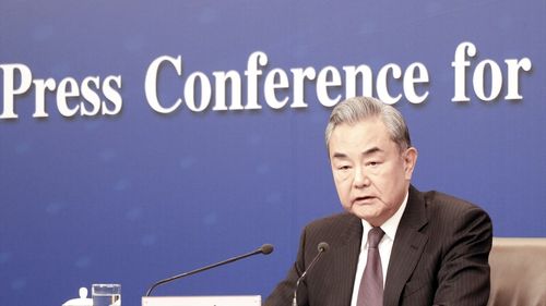Çin Dışişleri Bakanı Vang Yi'den İstikrar Mesajı: "Çin, Küresel Sistemi Savunacak"