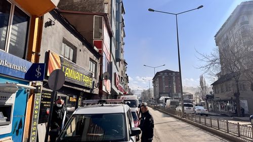 Erzurum'da 70 Yaşındaki Eczacı Nurittin Yıldız Evinde Hayatını Kaybetti