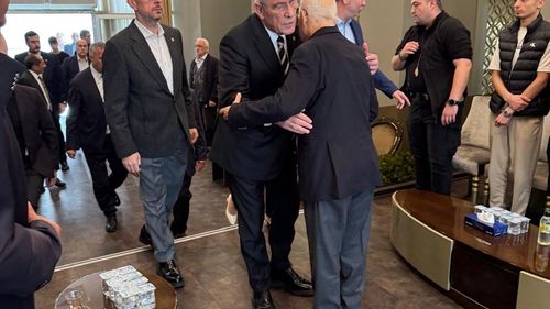 İYİ Parti Genel Başkanı Dervişoğlu, Yenimahalle Belediye Başkanı Yaşar'a Taziye Ziyareti Gerçekleştirdi
