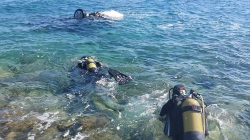 İzmir Urla'da Denize Düşen Otomobilden Bir Kişinin Cesedi Çıkarıldı