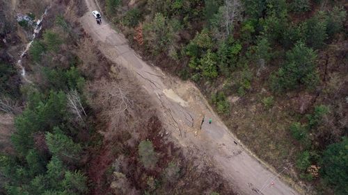 Kastamonu'da Karların Erimesi Köy Yolunu Çökerdi
