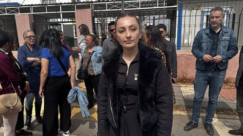 Mersin'de Anaokulu Müdür Yardımcısına Yapılan Saldırı Protesto Edildi