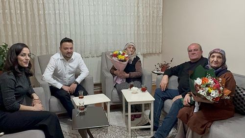 Nevşehir'de 109 Yaşında Bir Kadına 8 Mart Dünya Kadınlar Günü Ziyareti