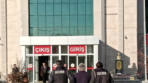 Niğde'de 12 Yıl 6 Ay Hapis Cezası ile Aranan Hükümlü Bağ Evinde Yakalandı