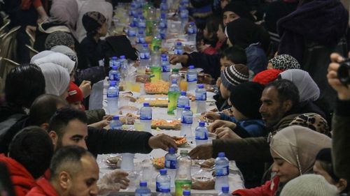 Türk Kızılay'dan Şam'da İhtiyaç Sahiplerine Toplu İftar Programı