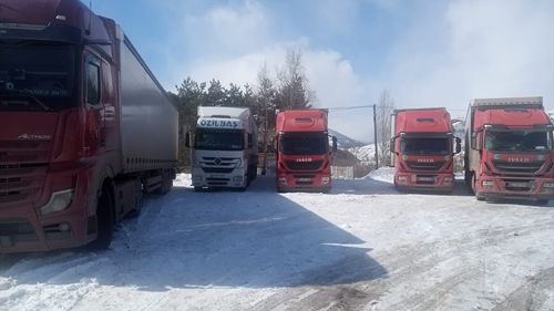 Türkgözü-Posof-Damal Yolunda Tır Geçişleri Yeniden Başladı