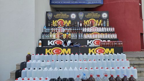 Adana'da Kaçakçılık Operasyonu: 9 Şüpheli Gözaltına Alındı