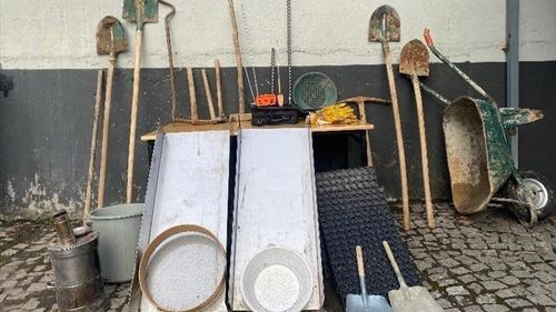 Erzurum İspir'de İzinsiz Kazı Yapan 4 Şüpheli Gözaltına Alındı