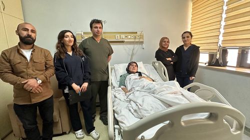 Hamile Kadın, Beyin Kanamasını Atlatarak Hayata Tutundu