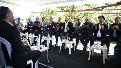 İçişleri Bakanı Yerlikaya'dan Çavuşoğlu Ailesine Taziye Ziyareti