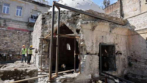 İzmir Kıllıoğlu Hamamı'nın Restorasyonu Yeniden Başladı
