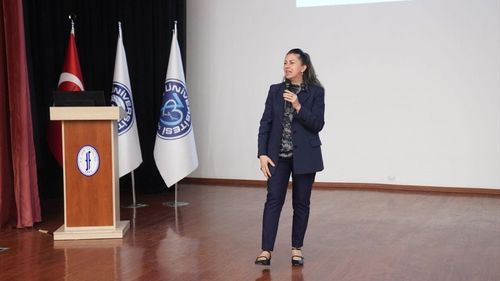TÜBİTAK MAM Başkanı Prof. Dr. Burcu Özsoy, İklim Değişikliğinin Kutup Bölgelerine Etkilerini Değerlendirdi