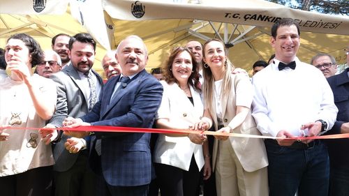 Çankırı'da Engelli Bireylerin İstihdam Edildiği 'Bizim Kafe' Açıldı