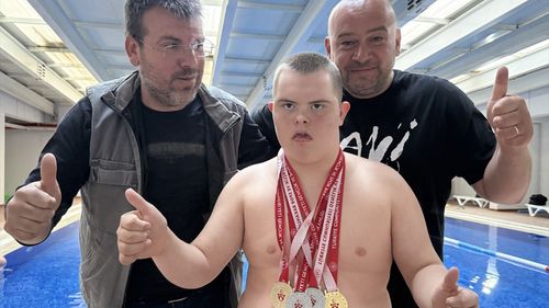 Down Sendromlu Yunus Emre Pınar, Yüzmede 15 Madalya Kazandı