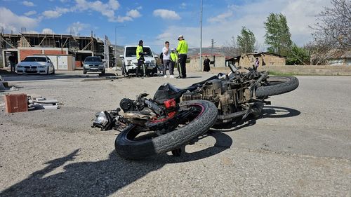 Erzincan'da Motosiklet Kazasında Genç Sürücü Hayatını Kaybetti