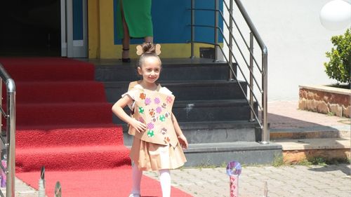 Kayseri'de Anaokulu Öğrencileri Geri Dönüşüm Kostümlerini Sergiledi