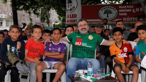 Serik Belediyespor'un Trendyol 1. Lig'e Yükselişi Coşkuyla Kutlandı