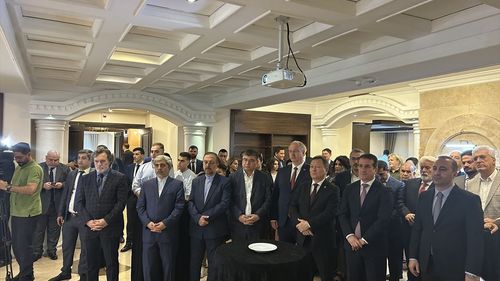 Tahran'da Azerbaycan'ın Ulusal Lideri Haydar Aliyev Anıldı
