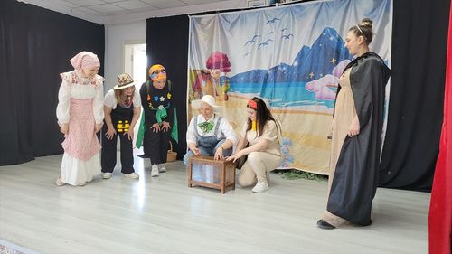 Tekkeköy'de Veliler, Tiyatro ile Çocuklara Sevgi ve Saygıyı Anlattı