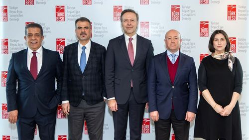 TÜRKBESD 2025'in İlk Çeyrek Beyaz Eşya Verilerini Açıkladı: İç Satışlar %15 Düştü