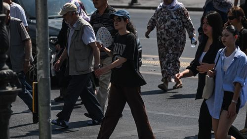 Ankara'da Sıcak Hava Etkisini Sürdürüyor