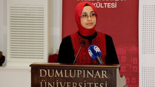 Filistinli Alaa Zaaroura, Kütahya Dumlupınar Üniversitesi'nden Birincilikle Mezun Oldu