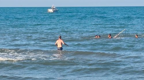 Samsun'da Alabora Olan Tekneden 5 Kişi Kurtarıldı