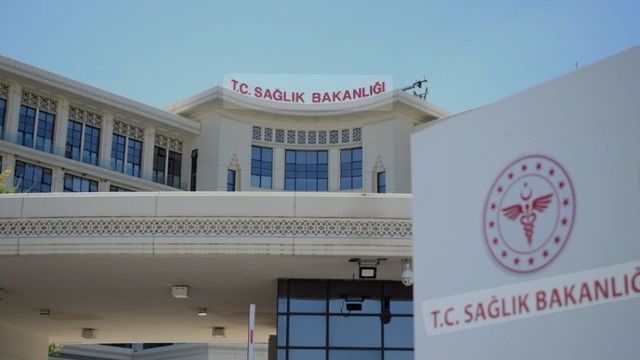 Sağlık Bakanlığı'ndan milyonların yüzünü güldürecek hamle! Bakanlıktan tarihi adım atıldı