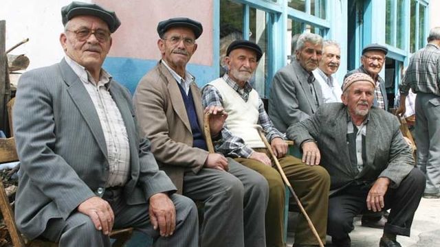 O İmzayı Atan Yandı: Emekli Maaşına Haciz İçin Yeşil Işık!
