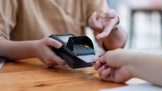 TCMB, POS komisyonlarında kredi ve banka kartı ayrımı getirdi