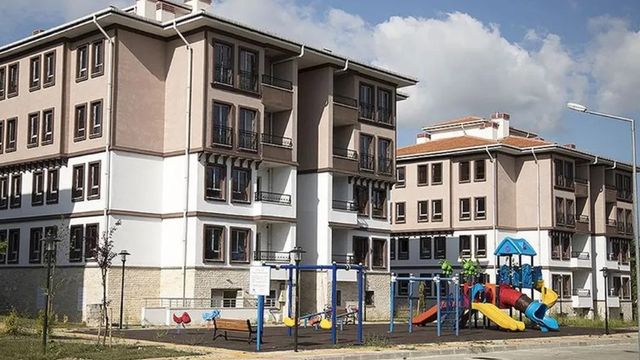 TOKİ Kura Süreci: Noter Huzuru, Canlı Yayın ve Hak Sahipliği Adımları