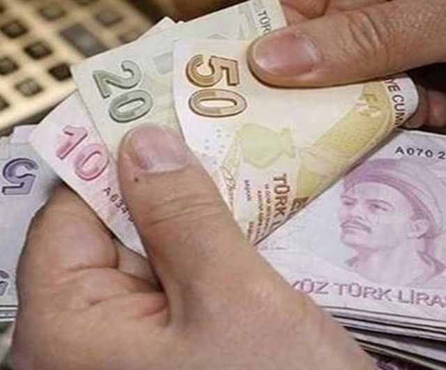 Yaşlı aylığı arttı: Ödemeler 2.348 TL'den 3.504 TL'ye yükseltildi