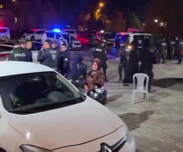 Adıyaman Kahta'da düğün salonunda kavga: 3 kişi yaralandı