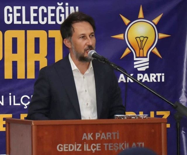 AK Parti Gediz İlçe Başkanı Osman Yılmaz görevinden istifa etti