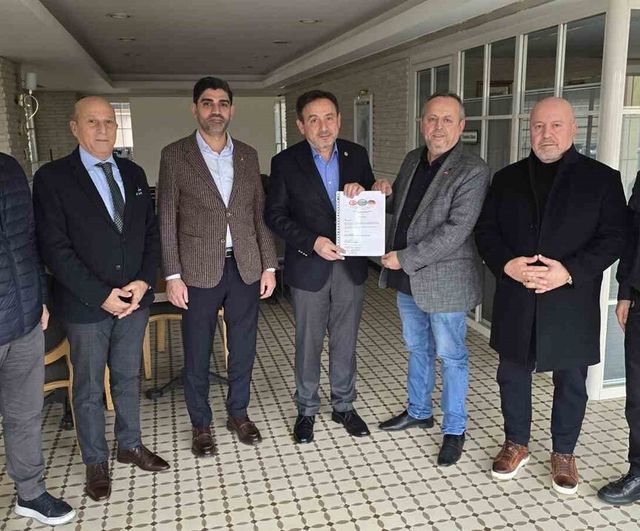 AK Parti Heyeti Almanya'da Karabüklülerle Birlik ve Beraberlik Gecesi Hazırlıklarını Görüştü