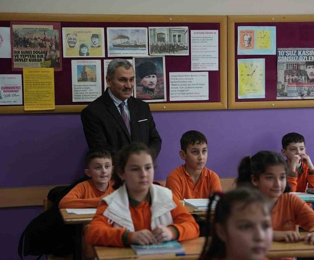 Ankara'dan Düzce'ye Öğretmenler Günü Köprüsü: Sabri Ergin'e Duygusal Mektuplar