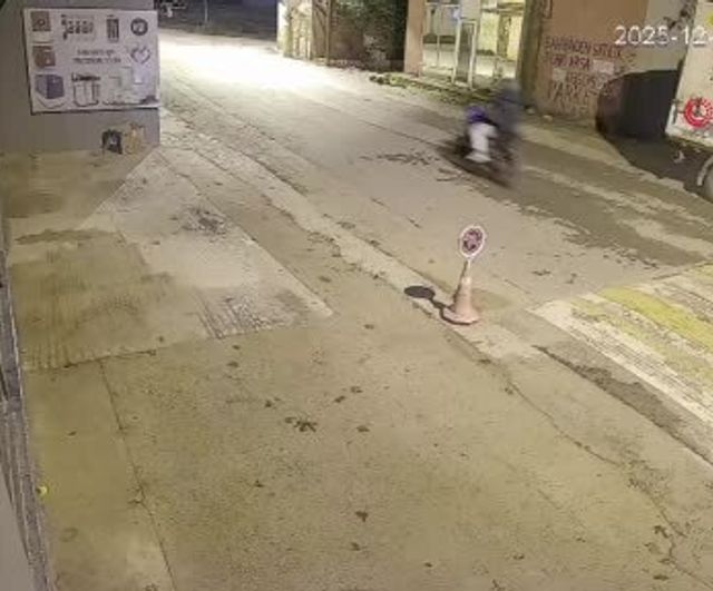 Antalya'da tehdit ederek para istediler, reddedilince iş yerini kurşunladılar: 3 şüpheli tutuklandı