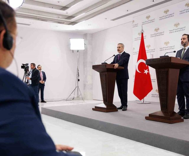 Bakan Fidan: SDG'nin Suriye ordusuna entegrasyonunda İsrail engeli
