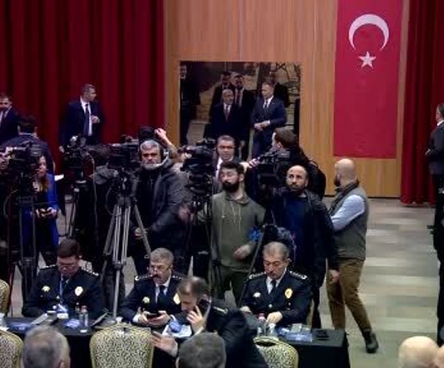 Bakan Yerlikaya: Polis Operasyonlarında 2 bin 63 Tutuklama, 7 Terör Eylemi Engellendi