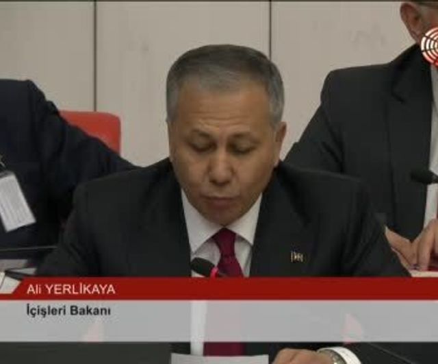 Bakan Yerlikaya: Polislerin çalışma saatleri 4 gruplu 12/36 sistemine geçiyor