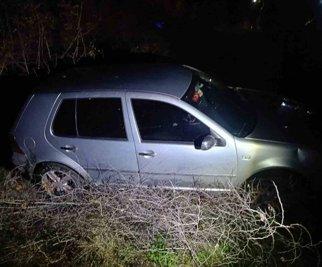 Balıkesir Susurluk'ta otomobil şarampole yuvarlandı: Sürücü yaralandı