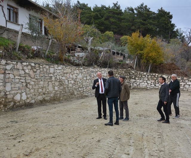 Başkan Kumral Kıranyer ve İncilipınar'da Tamamlanan Hizmet Alanlarını İnceledi