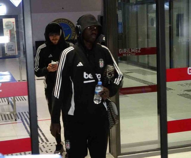 Beşiktaş, Trendyol Süper Lig 16. hafta maçı için Trabzon'da