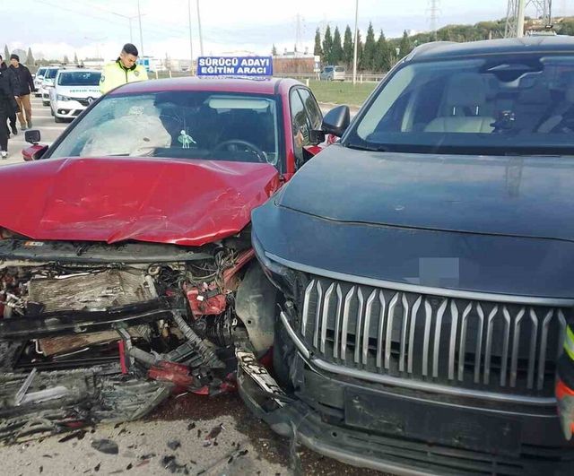 Bilecik'te direksiyon sınavında kaza: 4 yaralı