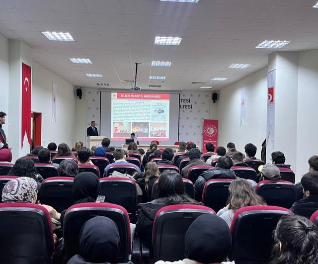BŞEÜ İktisadi ve İdari Bilimler Fakültesinde Ticaret İl Müdürü Şinasi Balta ile Kariyer Etkinliği