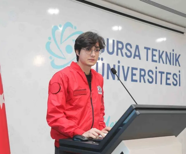 BTÜ'de 'TEKNOFEST Yarışma Sürecini 5 Dakikada Anlat' etkinliği: Finale kalan takımlar deneyimlerini paylaştı