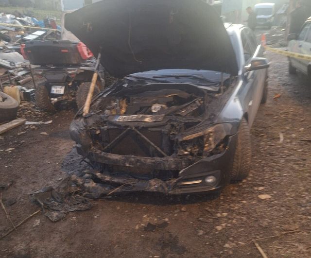 Çamlıdere Çukurören'de 4 Araç Kundaklandı; Olay Güvenlik Kamerasına Yansıdı